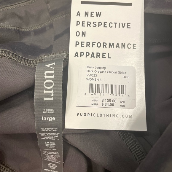 NWT Vuori daily legging joggers - Picture 3 of 3
